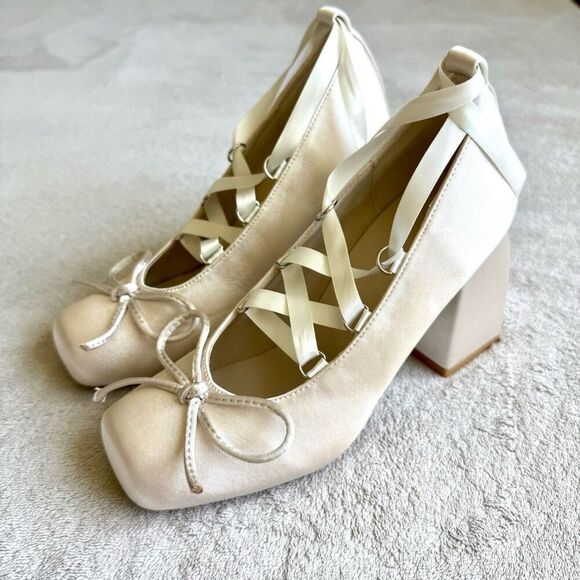 NWOT Cider Ballet Satin Bow Mary Jane Heels - Picture 1 of 16